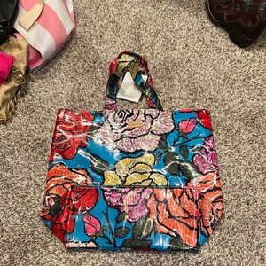 Consuela Rosita grab and go bag